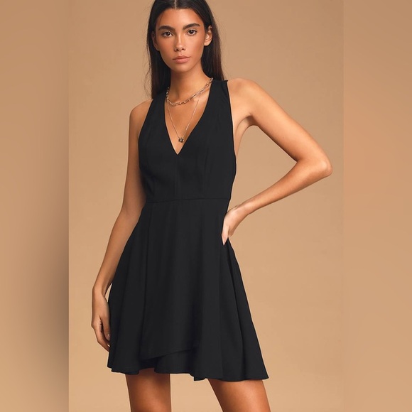 LIKE NEW! Lulus |Seeing Chic Black Skater Dress | small - Picture 1 of 6